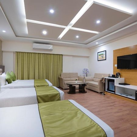 Vanusa Residency Bangalore Esterno foto