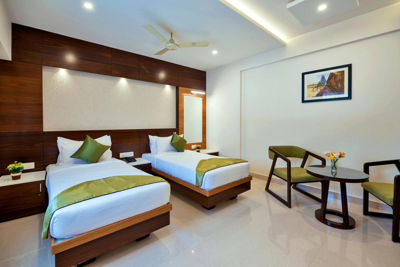 Vanusa Residency Bangalore Esterno foto