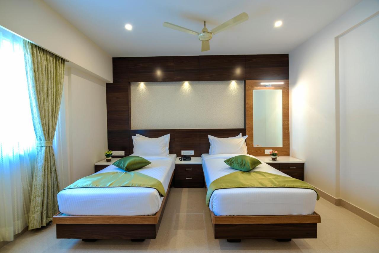 Vanusa Residency Bangalore Esterno foto