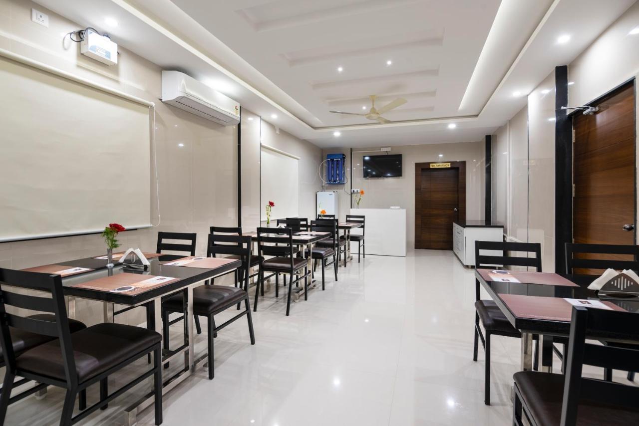 Vanusa Residency Bangalore Esterno foto